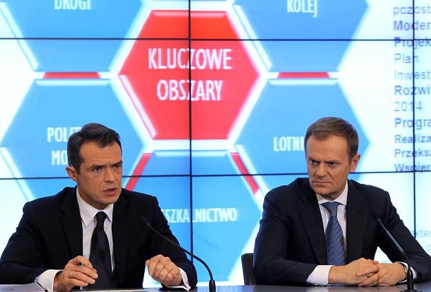 Minister Nowak liczy, że do Warszawy na Euro dojedziemy autostradą /PAP