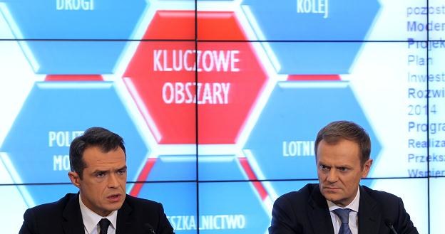 Minister Nowak liczy, że do Warszawy na Euro dojedziemy autostradą /PAP