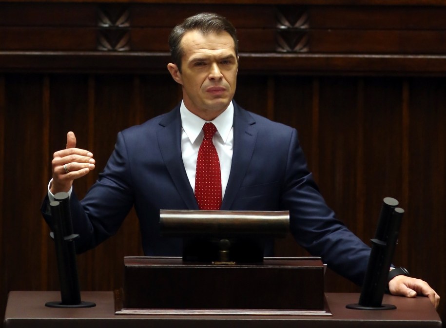 Minister Nowak w Sejmie podczas debaty ws. wniosku o jego odwołanie /Tomasz Gzell /PAP