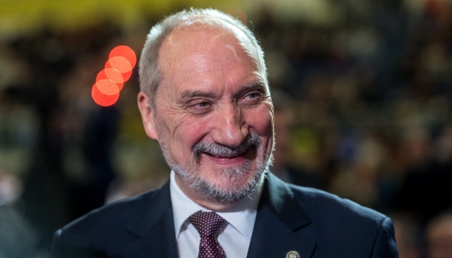 Minister obrony narodowej Antoni Macierewicz /Tytus Żmijewski /PAP