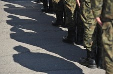 Minister obrony Włoch: Otyli żołnierze otrzymają pomoc