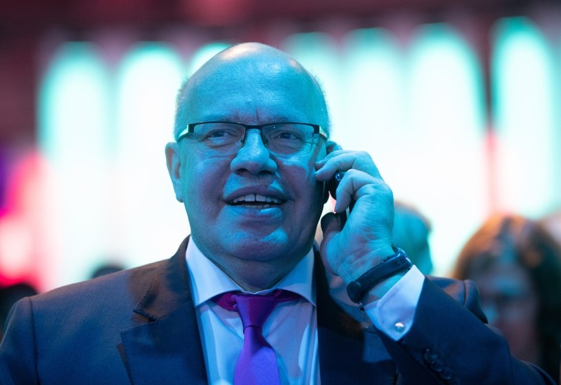 Minister Peter Altmaier tuż przed przemówieniem /Bernd Thissen / dpa  /AFP