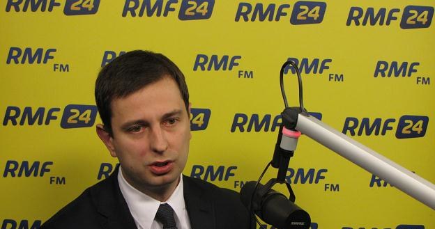 Minister pracy chce dyskusji o zasadach waloryzacji rent i emerytur /RMF