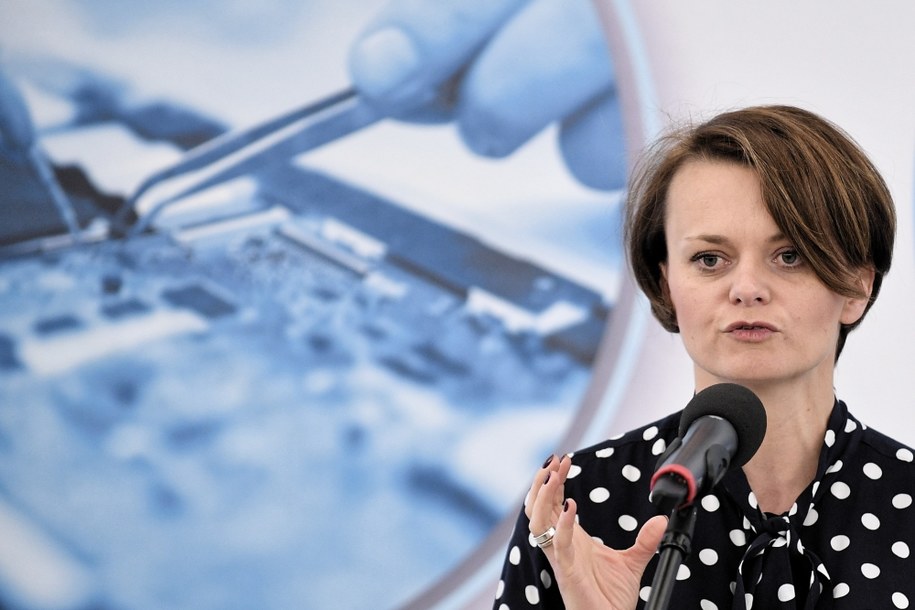 Minister przedsiębiorczości i technologii Jadwiga Emilewicz / 	Marcin Obara  /PAP