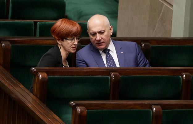 Minister rodziny Elżbieta Rafalska (L) i wicemarszalek Sejmu Joachim Brudziński /PAP
