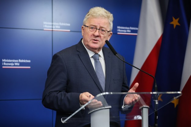 Minister rolnictwa i rozwoju wsi Czesław Siekierski / 	Leszek Szymański    /PAP
