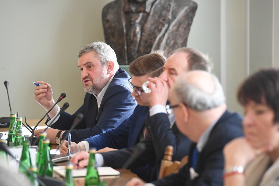 Minister rolnictwa i rozwoju wsi Jan Krzysztof Ardanowski podczas obrad Komisji Rolnictwa i Rozwoju Wsi / 	Radek Pietruszka   /PAP