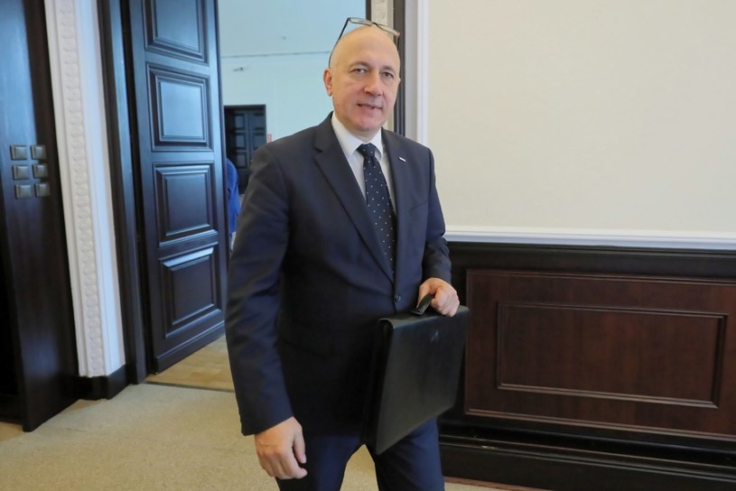Minister spraw wewnętrznych i administracji Joachim Brudziński /PAP