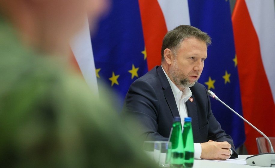 Minister spraw wewnętrznych i administracji Marcin Kierwiński podczas odprawy z przedstawicielami Rządowego Zespołu Zarządzania Kryzysowego w związku z sytuacją pogodową i napływem niżu genueńskiego nad terytorium Polski /Leszek Szymański /PAP