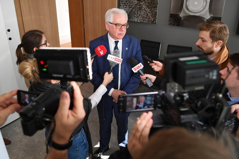Minister spraw zagranicznych Jacek Czaputowicz  podczas konferencji prasowej podsumowującej wizytę dyplomaty na Bałkanach /PAP/EPA