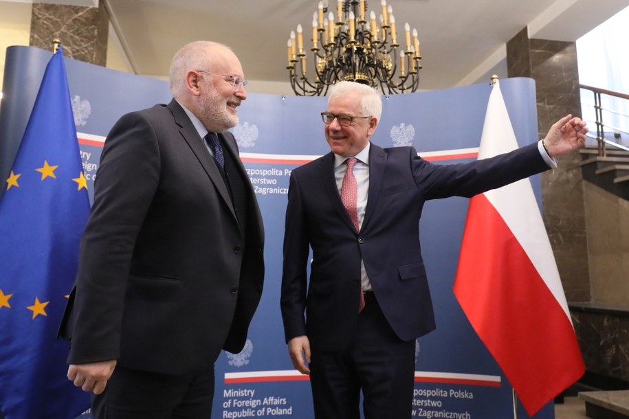 Minister spraw zagranicznych Jacek Czaputowicz podczas powitania wiceprzewodniczącego Komisji Europejskiej Fransa Timmermansa /Paweł Supernak /PAP