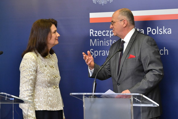 Minister spraw zagranicznych RP Zbigniew Rau oraz minister spraw zagranicznych Szwecji Ann Linde /Radek Pietruszka /PAP