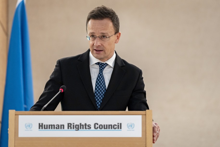 Minister spraw zagranicznych Węgier Peter Szijjarto /TIL BUERGY /PAP/EPA