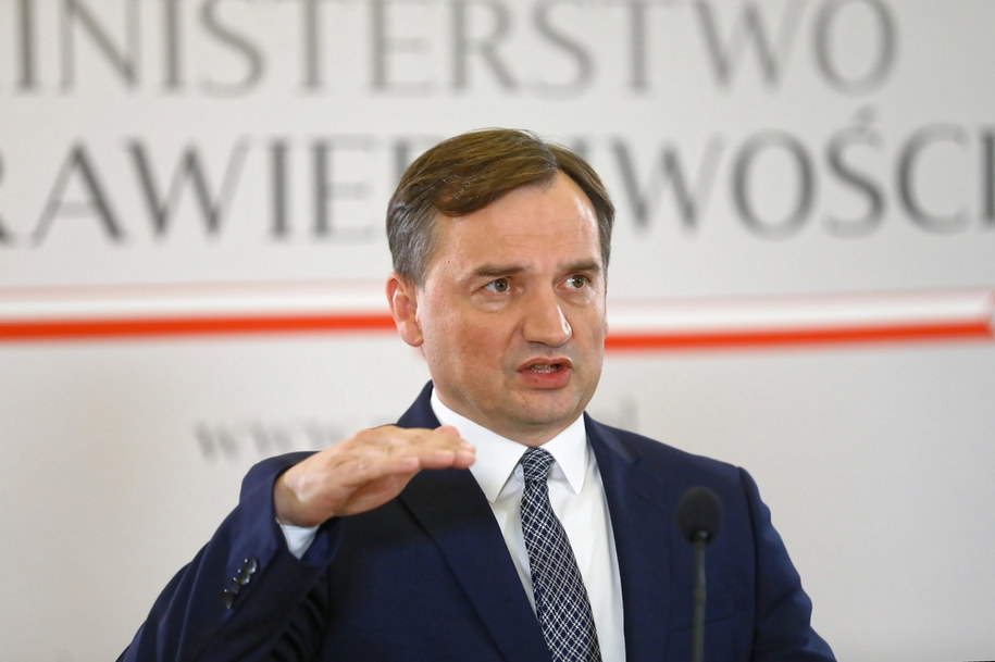 Minister sprawiedliwości Zbigniew Ziobro podczas konferencji prasowej nt. stanowiska w sprawie Konwencji Stambulskiej /Rafał Guz /PAP