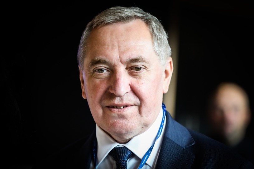 Minister środowiska Henryk Kowalczyk /Beata Zawrzel /Reporter