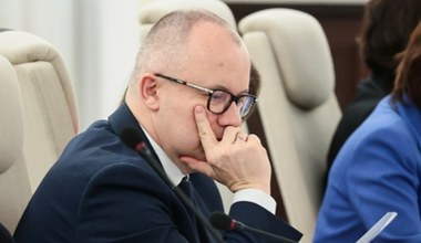 Minister szuka prawnika. Ma odpowiadać na pytania posłów. Płaci 30 tys. zł