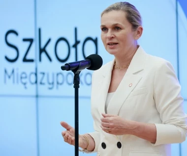 Minister zapowiedziała podwyżki. Tyle więcej dostaną nauczyciele