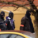 Minister zaprzecza: Morderca z Tuluzy nie został ujęty