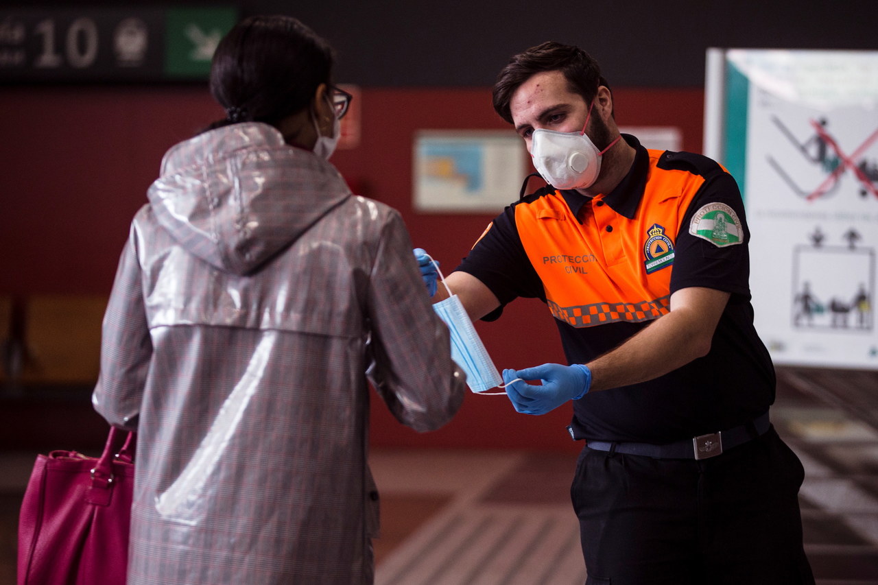 Minister zdrowia Hiszpanii: Minęliśmy już szczyt epidemii