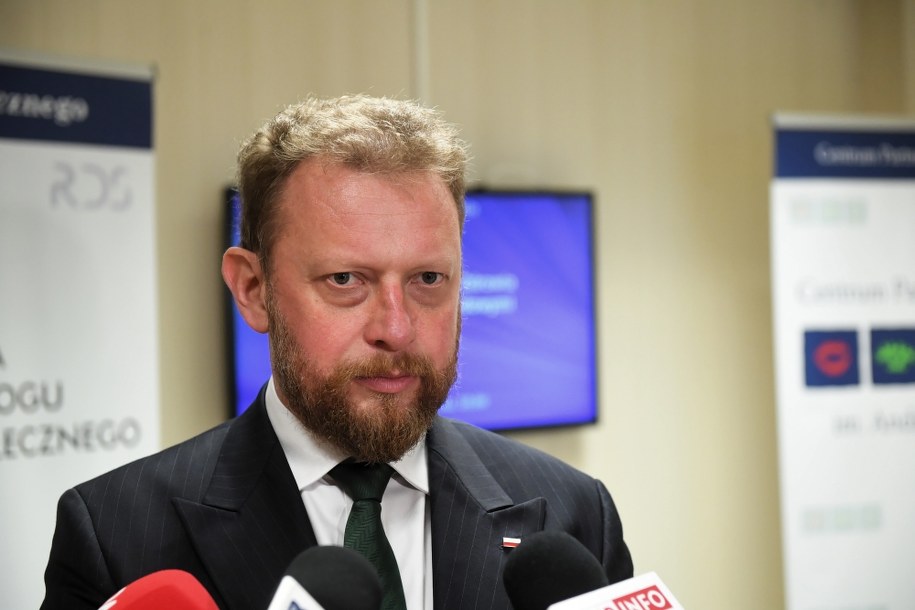 Minister zdrowia Łukasz Szumowski ponownie spotka się z pracownikami medycznymi 16. października / 	Radek Pietruszka   /PAP