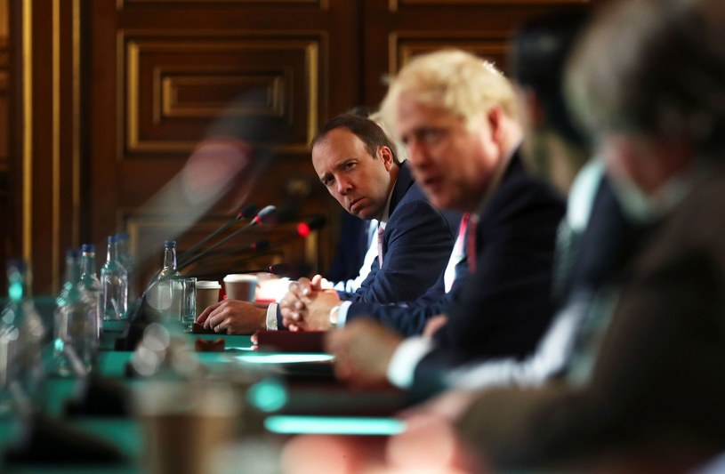 MInister zdrowia Matt Hancock i premier Boris Johnson /AFP