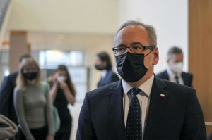 Minister zdrowia: Musimy z pewnym niepokojem patrzeć na wrzesień