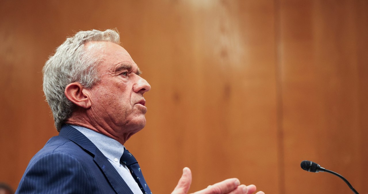 Minister Zdrowia USA Robert F. Kennedy Jr. zwolnił członków komitetu doradczego ds. szczepień /ALEX WROBLEWSKI/AFP /AFP