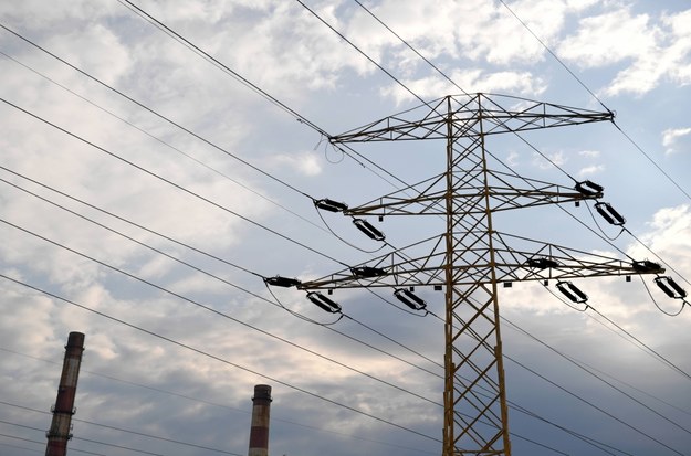 Ministerstwo Energii zapowiada utrzymanie w przyszłym roku obniżonego opodatkowania cen prądu. Zwłaszcza akcyzy i opłaty przejściowej /Darek Delmanowicz /PAP