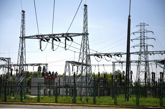Ministerstwo Energii zapowiada, że do niedzieli wyda rozporządzenie, ktore uruchomi działanie ustawy o zamrożeniu cen prądu /Darek Delmanowicz /PAP