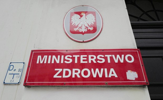 Ministerstwo Zdrowia odpowiada na zarzuty Bosaka: Ma nierzetelne informacje