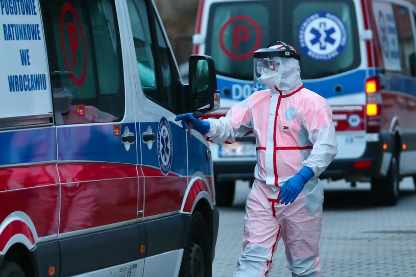 Ministerstwo Zdrowia opublikowało najnowsze dane dotyczące epidemii w kraju /PAWEL RELIKOWSKI / POLSKA PRESS /East News