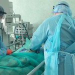 Ministerstwo Zdrowia podało nowe dane dot. zgonów osób zaszczepionych i niezaszczepionych