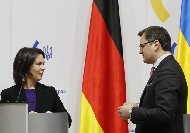 Ministrowie spraw zagranicznych Niemiec i Ukrainy /GLEB GARANICH / POOL /PAP/EPA