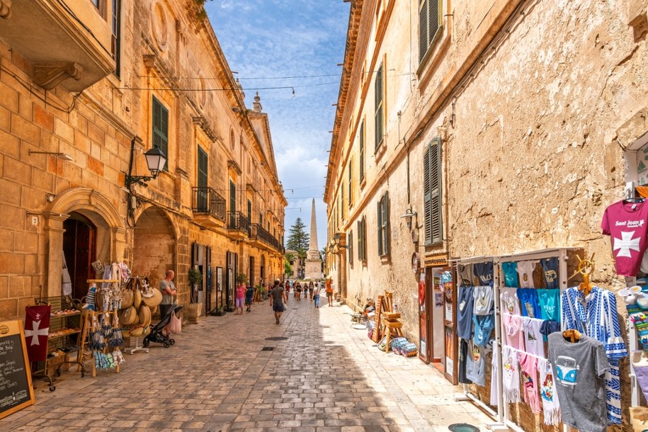 Minorka /Shutterstock