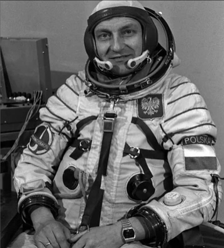 Mirosław Hermaszewski podczas testów skafandra do misji Sojuz-30 /robcobranostra /Instagram