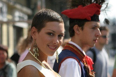 Miss Chorwacji w towarzystwie Krakowiaka, fot. Robert Słuszniak /INTERIA.PL