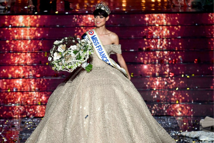 Miss Francji w ogniu krytyki za krótkie włosy. "Nikt nie powinien ci dyktować, kim jesteś"