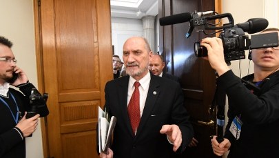 Mistrale za dolara? Rosjanie: Egzaltacja Macierewicza od dawna nie jest tajemnicą 