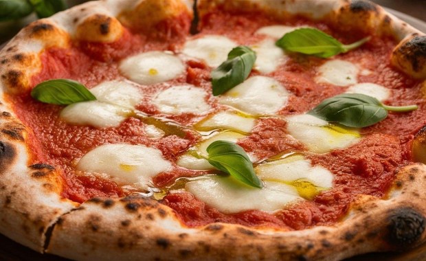 Mistrz pizzy zdradził sekret idealnego ciasta. Wskazał ważny składnik