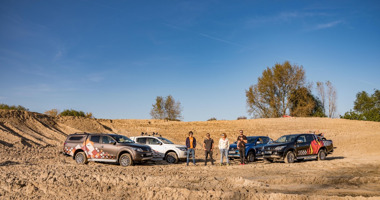 Mitsubishi L200 i czterech ambasadorów /INTERIA.PL