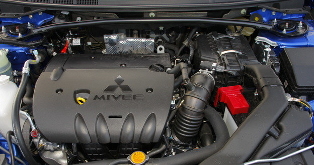Mitsubishi Lancer /Motor