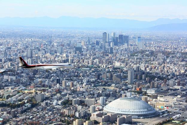Mitsubishi Regional Jet nad Nagoją /EPA