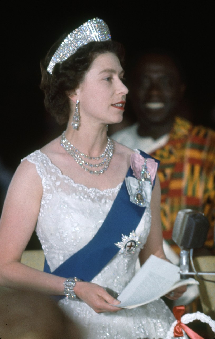 Młoda królowa Elżbieta II /Paul Schultz  /Getty Images