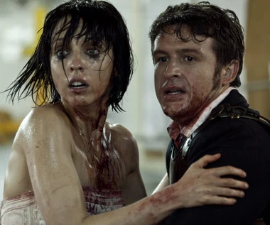 Młoda para i... zombie