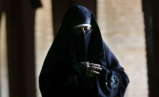 Młoda Włoszka zatrzymana pod zarzutem terroryzmu. Była w szeregach ISIS