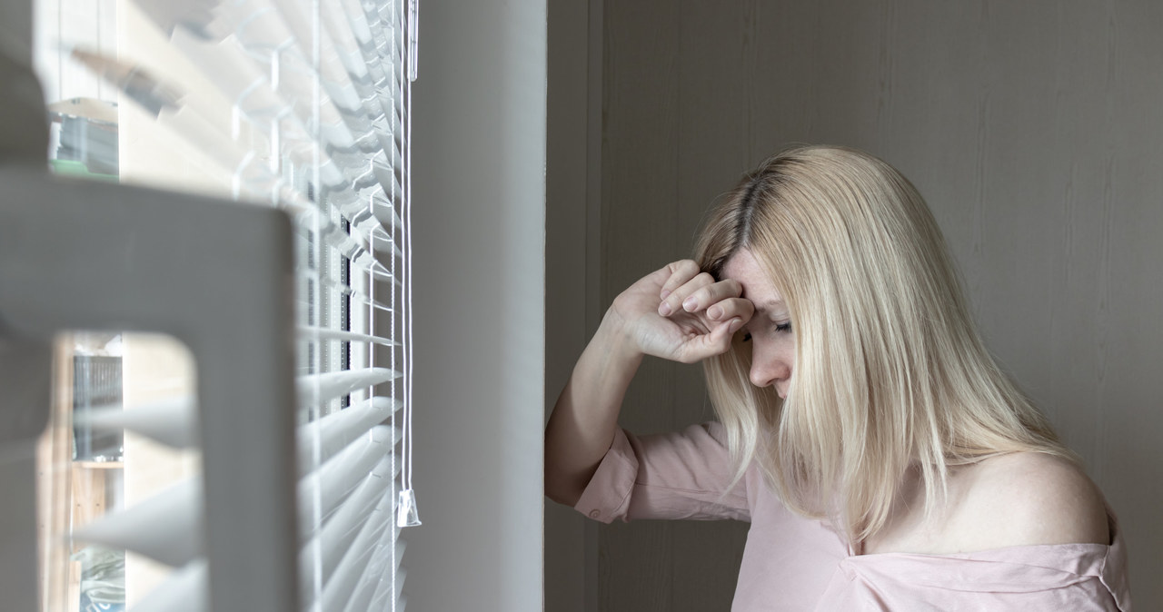 Młode mamy bardzo często rezygnują z karmienia piersią przez brak wsparcia oraz niedostateczną wiedzę o karmieniu /123RF/PICSEL