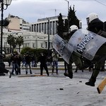 Młodzi Grecy nie chcą być królikami doświadczalnymi UE