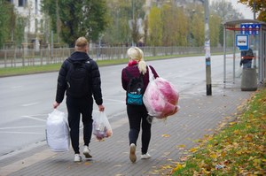 Młodzi na utrzymaniu rodziców. Wielu mężczyzn uważa, że to "żaden wstyd"