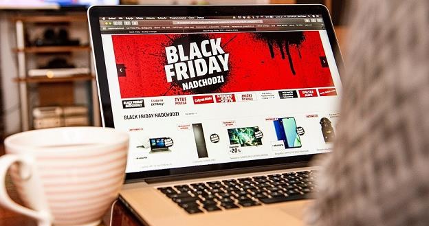 Młodzi narzekają na Black Friday. Coraz trudniej też kupić coś w dobrej cenie /MondayNews