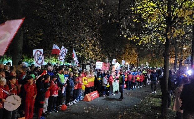 Młodzi piłkarze protestowali przed kancelarią premiera w Warszawie 